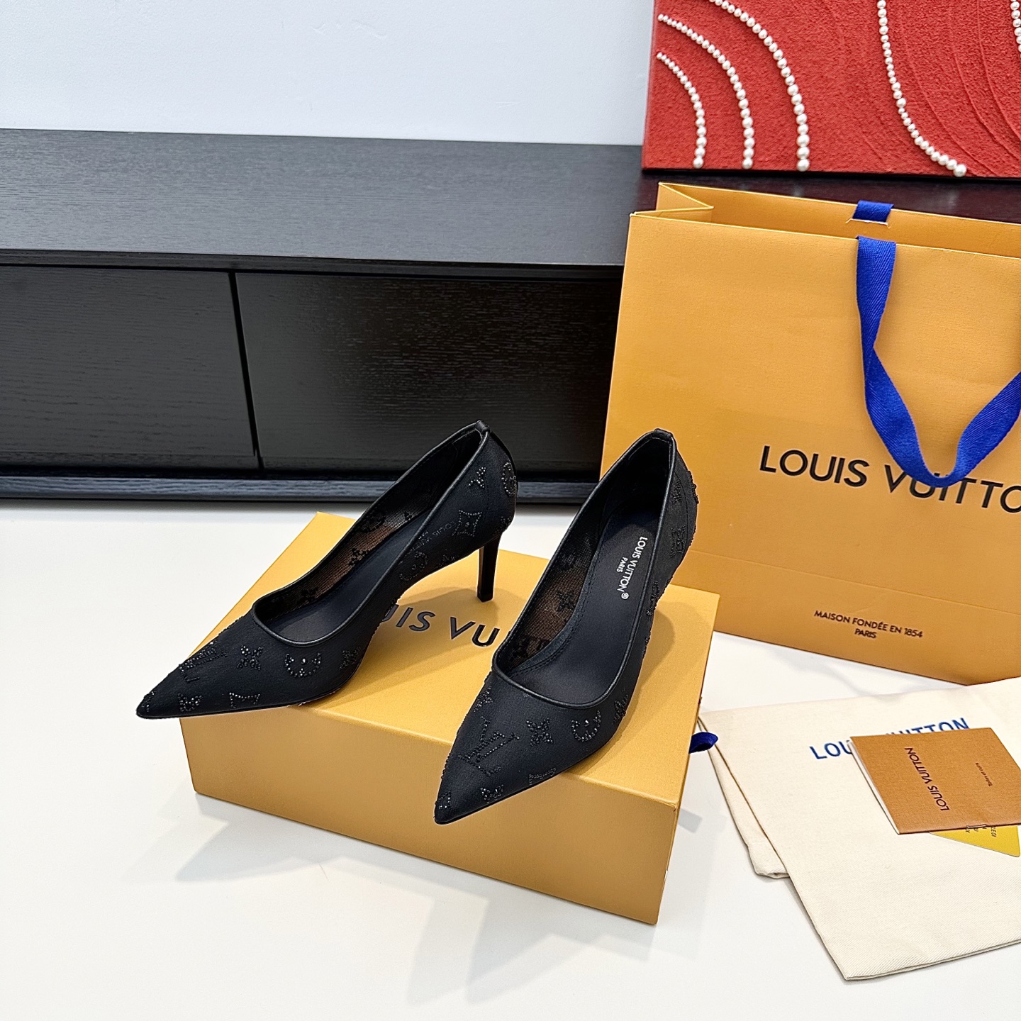 Women's high heels